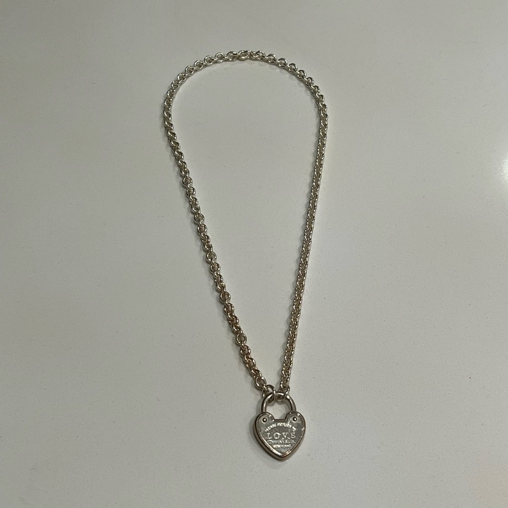 💎 Tiffany Sterling Silver Heart Lock Necklace - Picture 3 of 7